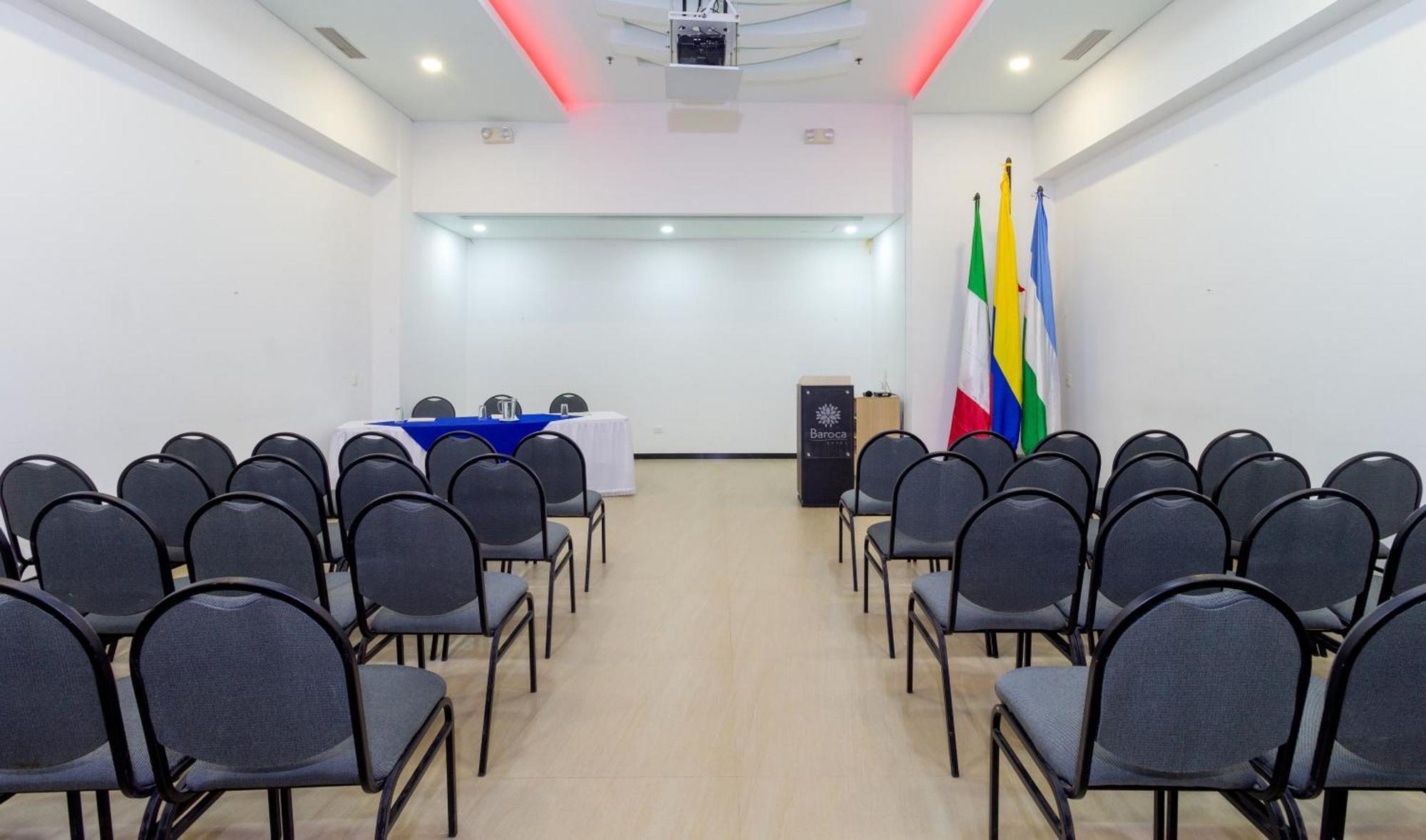 Hotel Baroca Monteria Luaran gambar