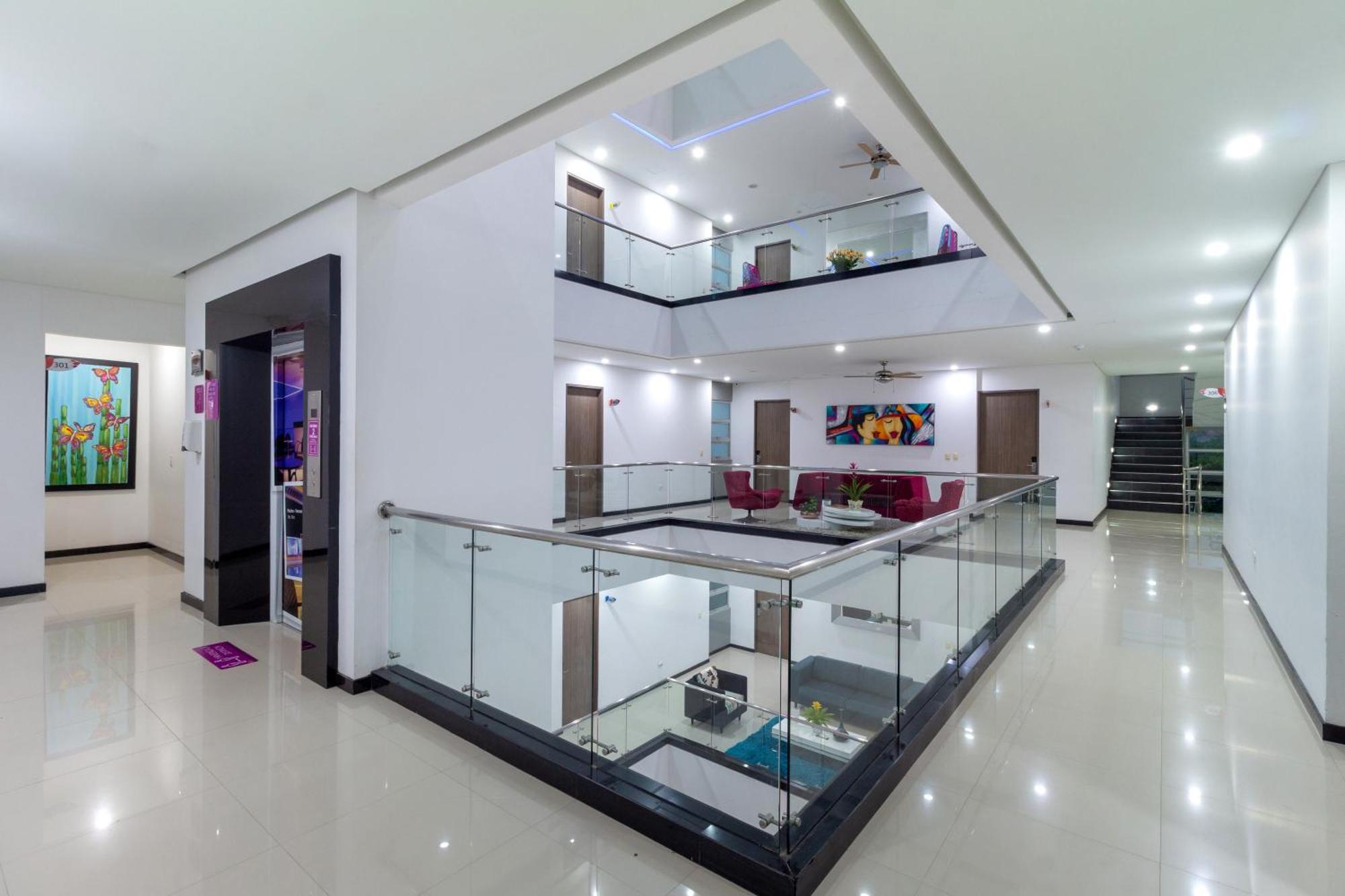 Hotel Baroca Monteria Luaran gambar