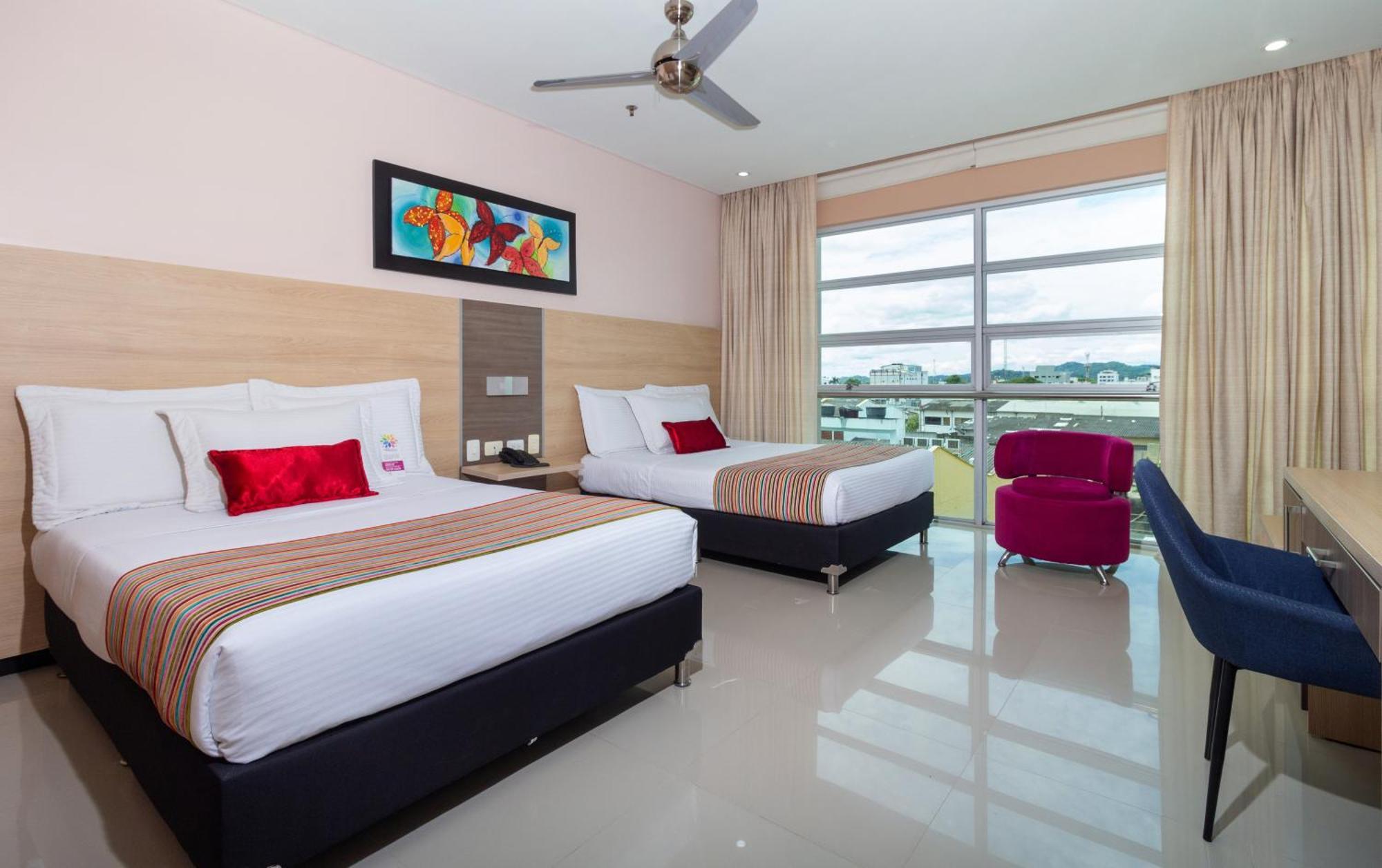 Hotel Baroca Monteria Luaran gambar